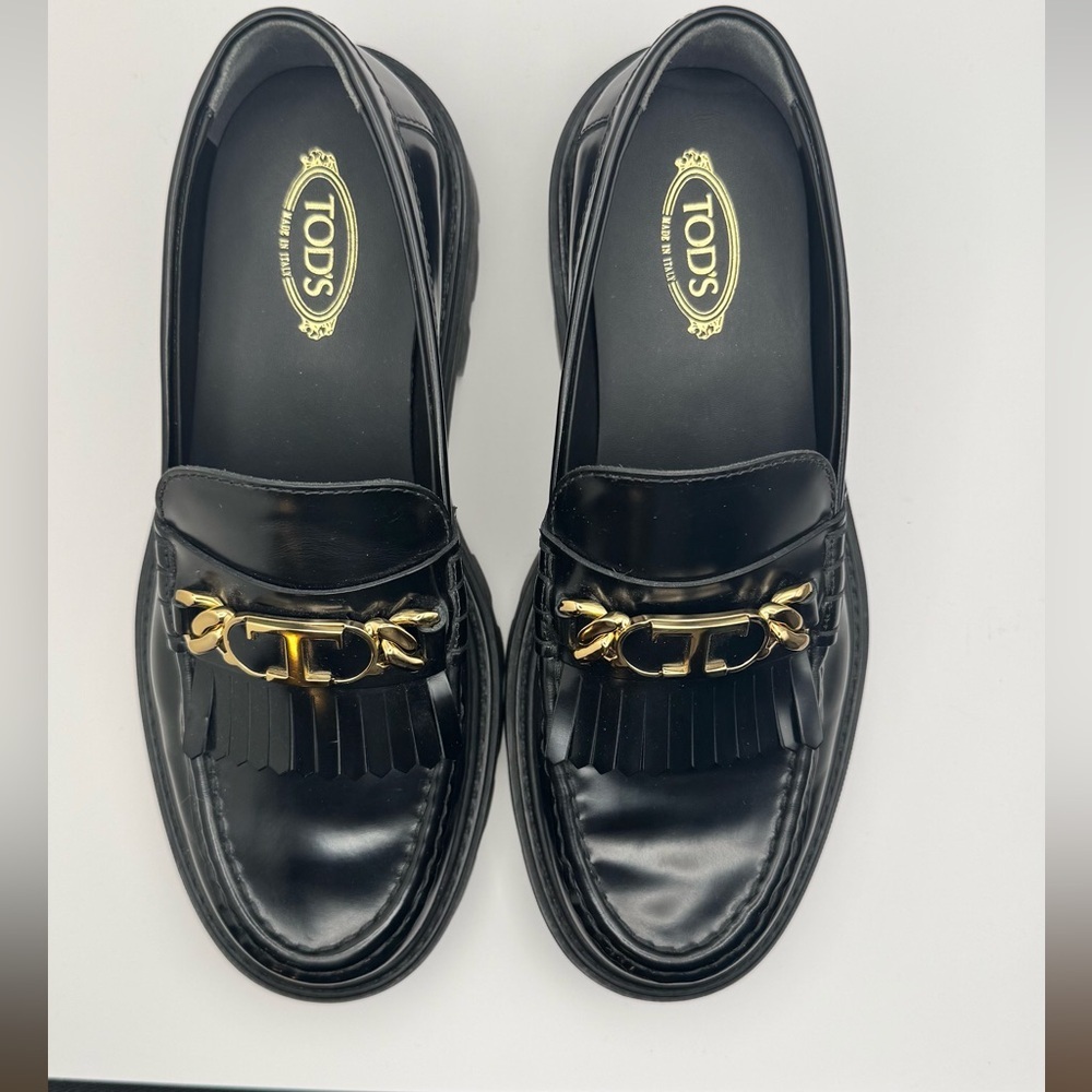 Tod's Fringed Loafers in Black Leather- size 37.5 - Picture 4 of 11
